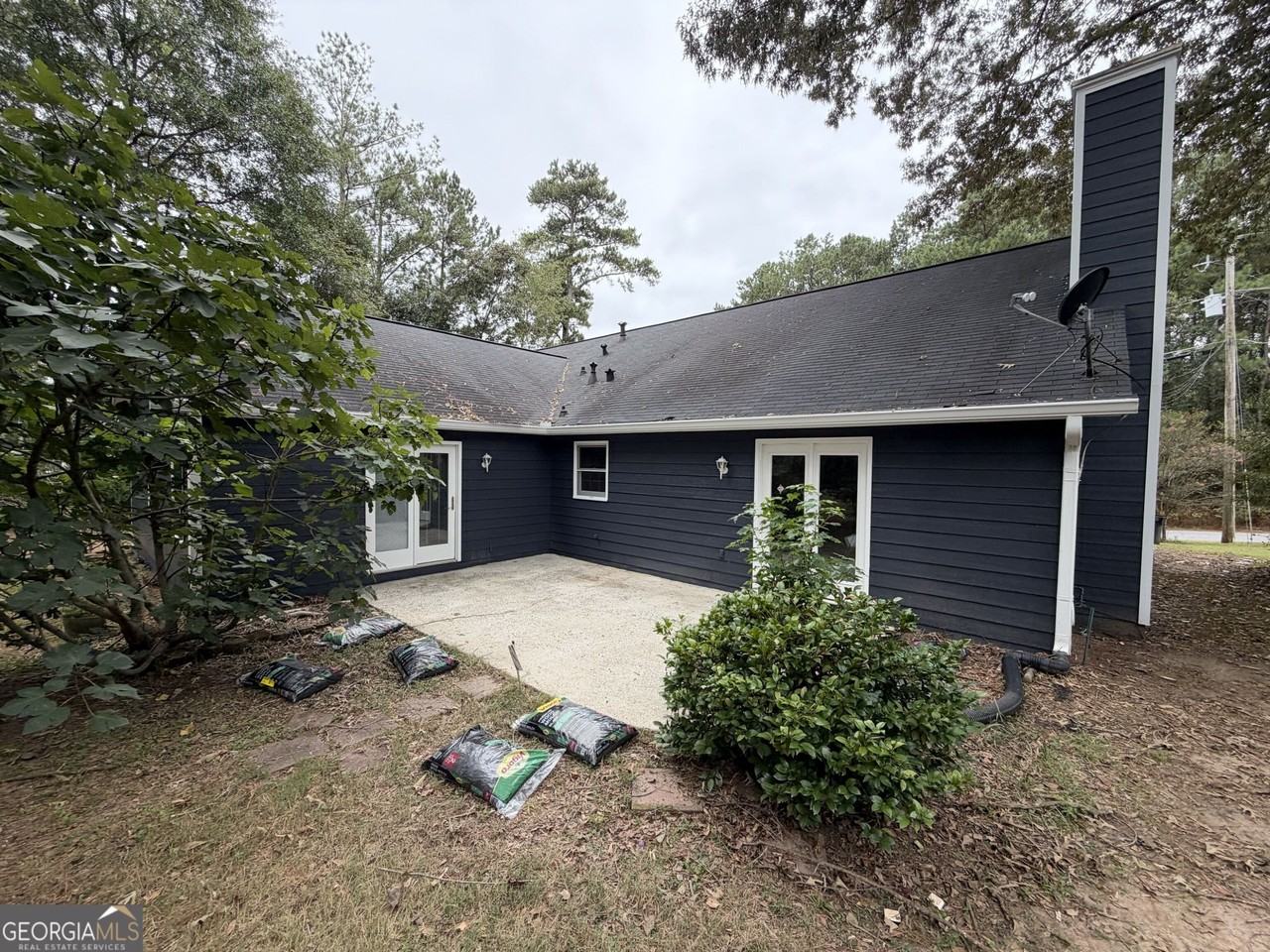 1990 Hutton Dr - Photo 3 of 20