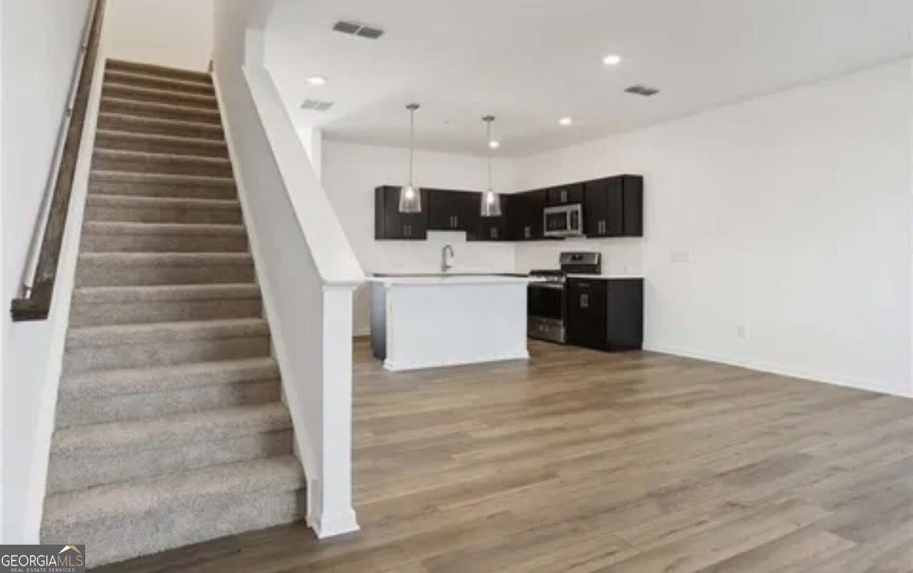 2106 Stillhaven Pl - Photo 5 of 17
