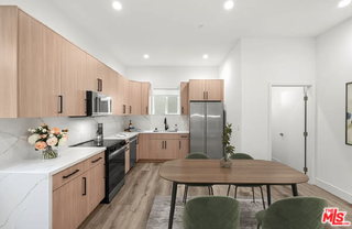 4443 Auckland Ave - Photo 2 of 8