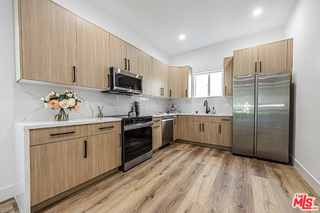 4443 Auckland Ave - Photo 5 of 8