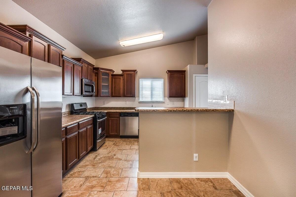 14340 Apache Point Dr - Photo 7 of 18