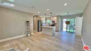17807 Bromley Ct - Photo 3 of 8