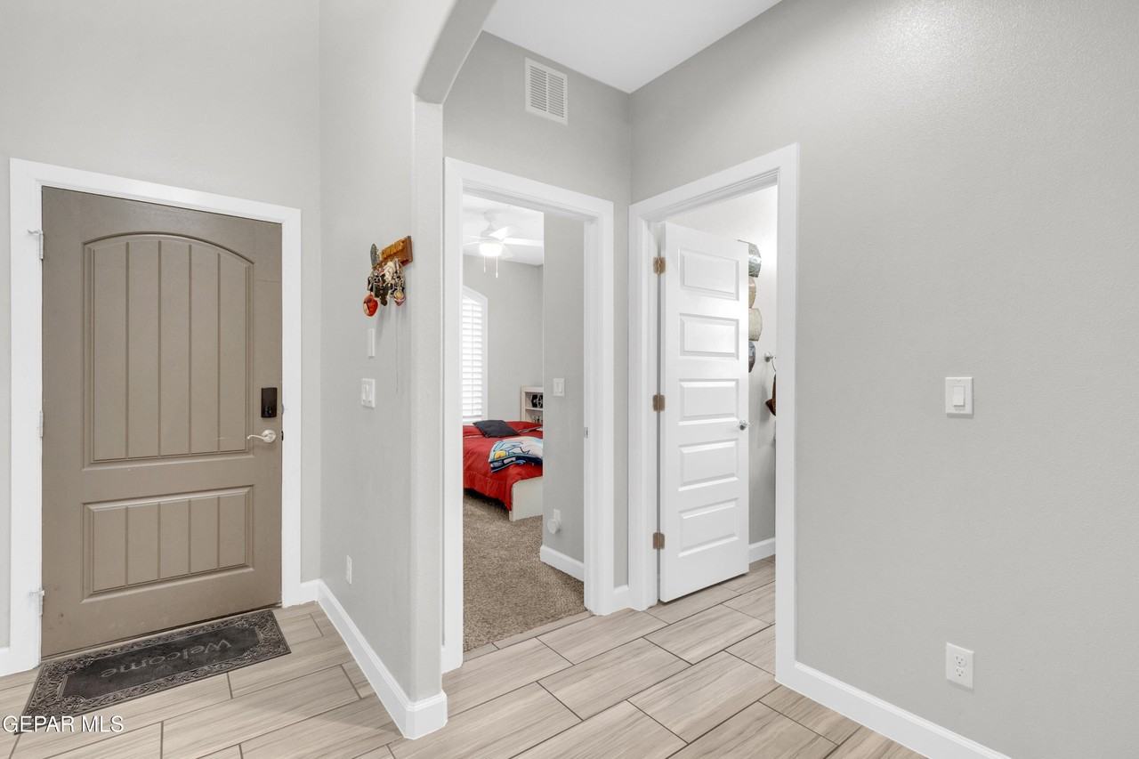 412 Beech Tree Dr - Photo 6 of 43