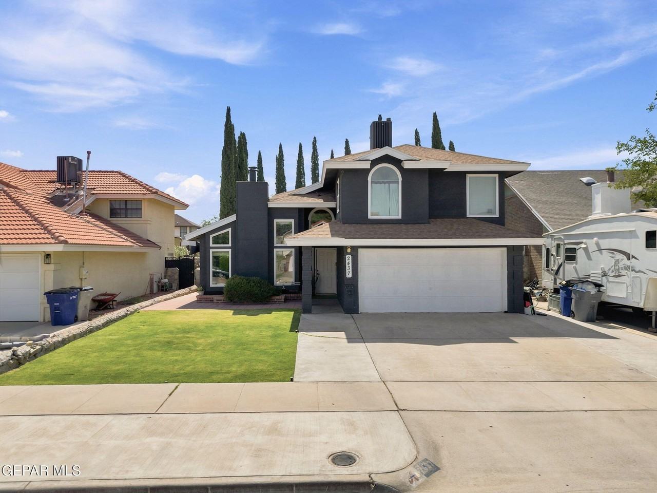 2437 Fletcher Pl