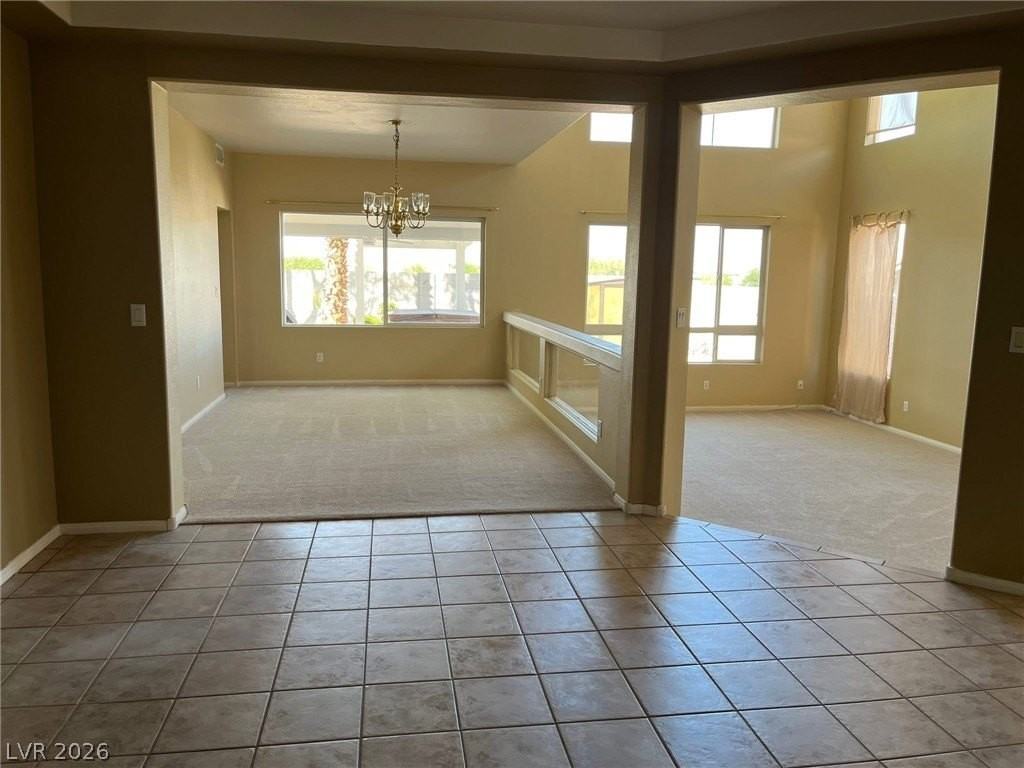 8640 Castle Hill Ave - Photo 6 of 50