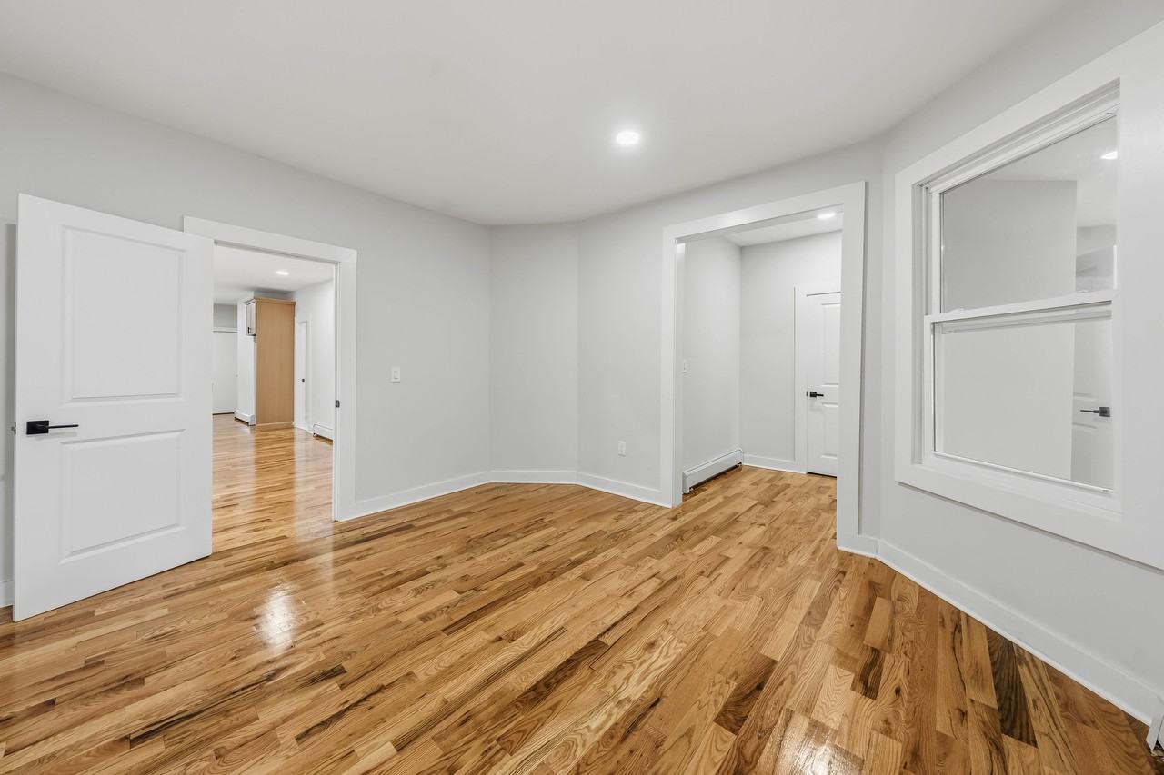 26 Rhode Island Avenue - 1 FL #1FL - Photo 3 of 32