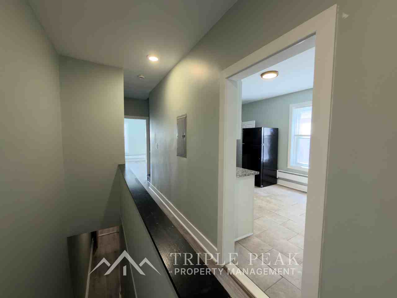 1031 Dekalb St #1 - Photo 4 of 19