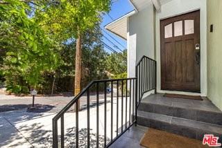 8876 Wonderland Ave - Photo 2 of 8