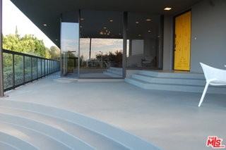 14513 Mulholland Dr - Photo 2 of 6