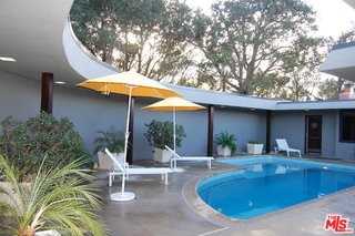14513 Mulholland Dr - Photo 4 of 6