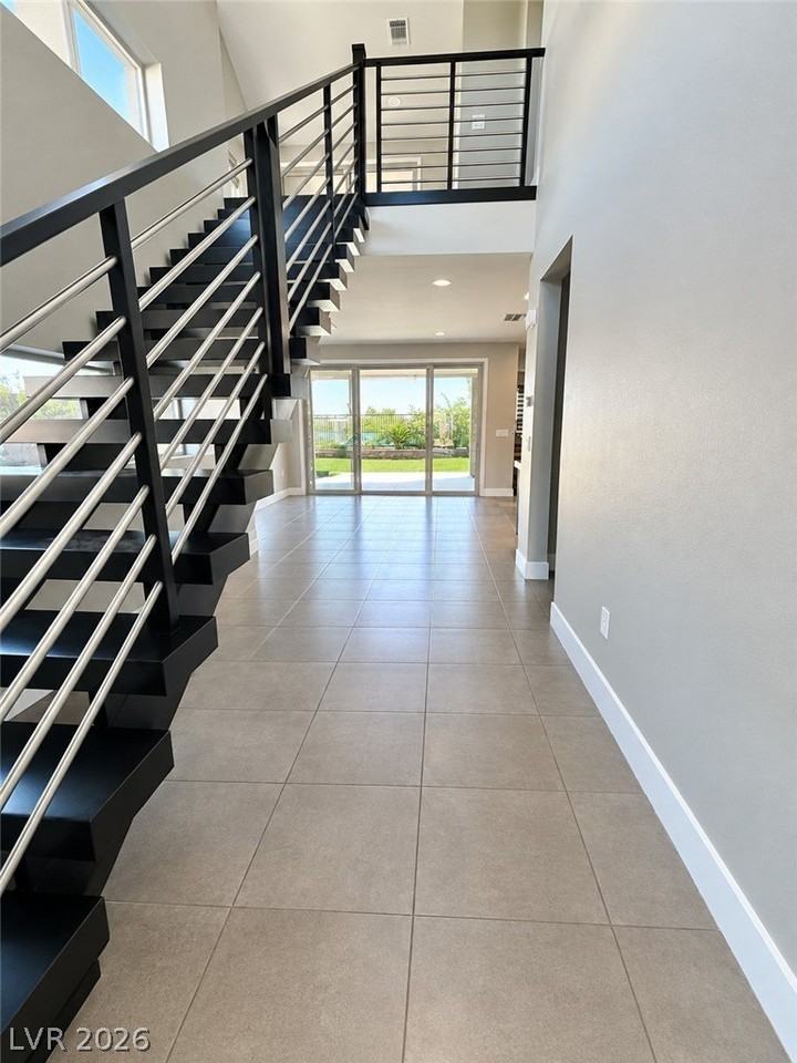 6040 Andezano Dr - Photo 7 of 34