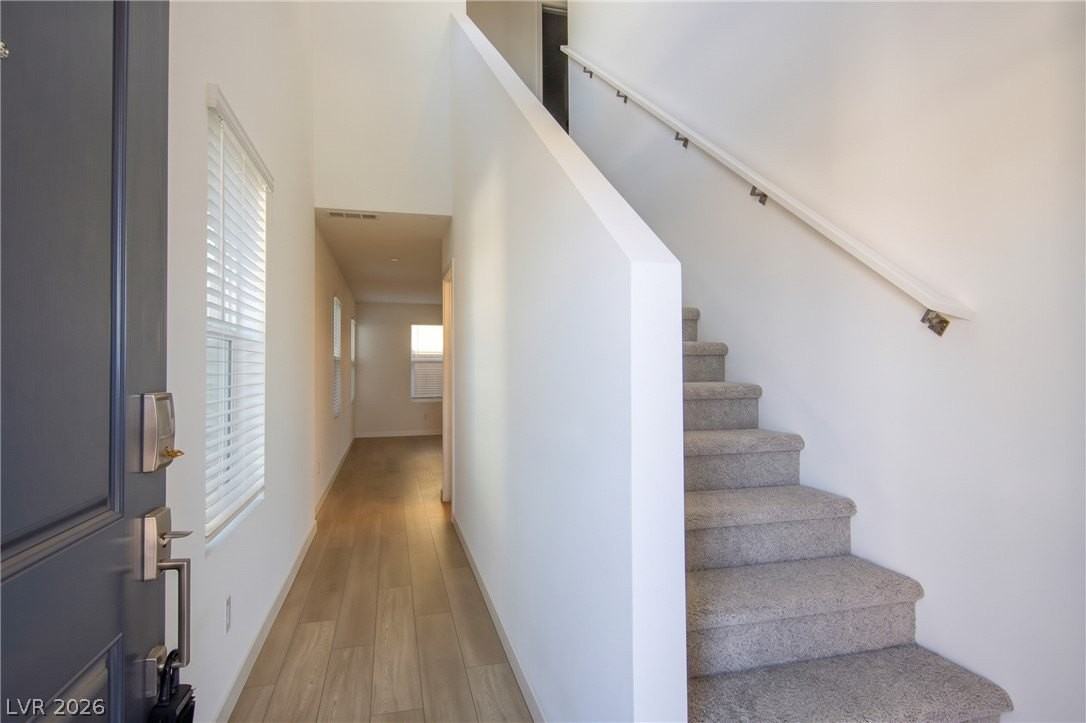 105 Scarhill Track Ave - Photo 3 of 23