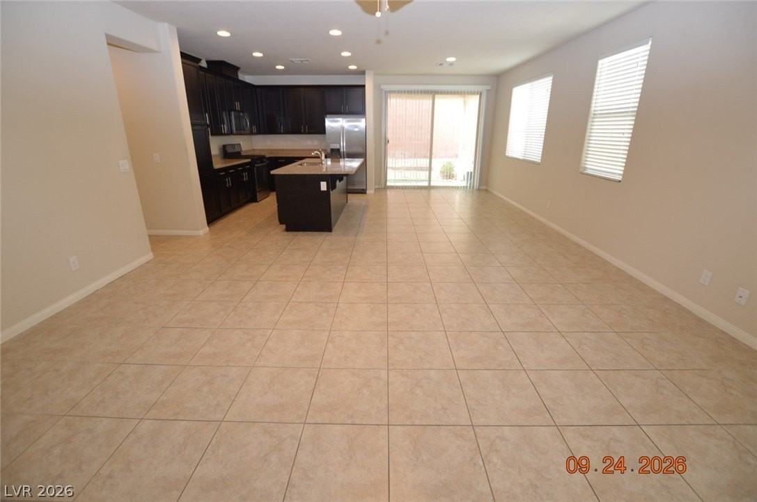 9849 Sage Canyon St - Photo 4 of 18