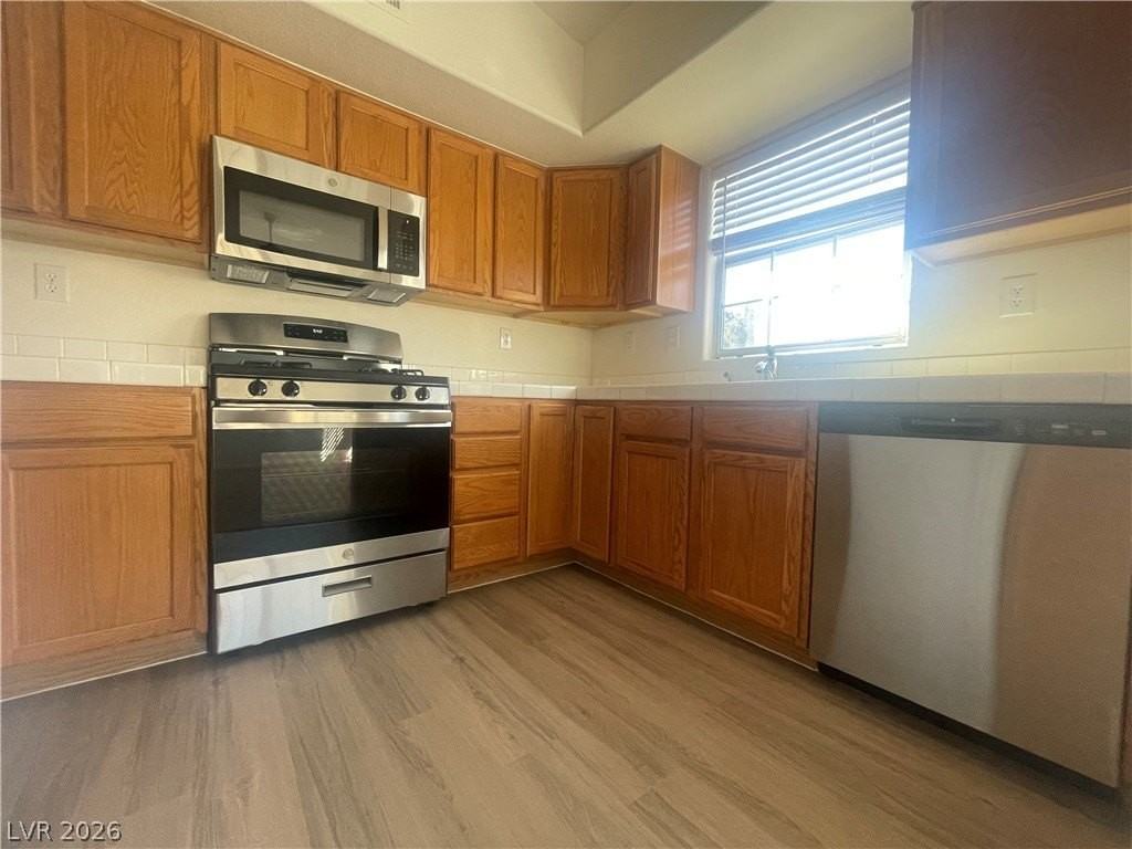 520 Arrowhead Trl #223 - Photo 2 of 16