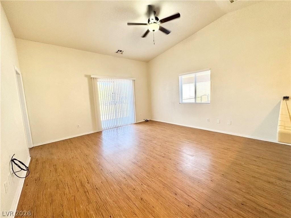 1411 Ogallala St #C - Photo 5 of 13