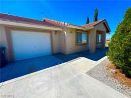 featured image of 1031 Karen Ct #A