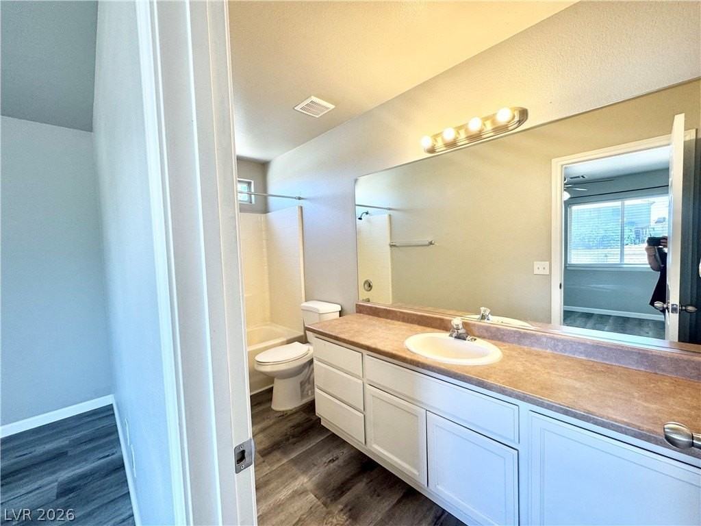 1031 Karen Ct #A - Photo 5 of 9