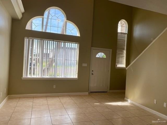1005 E Westway Ave #6 - Photo 3 of 8