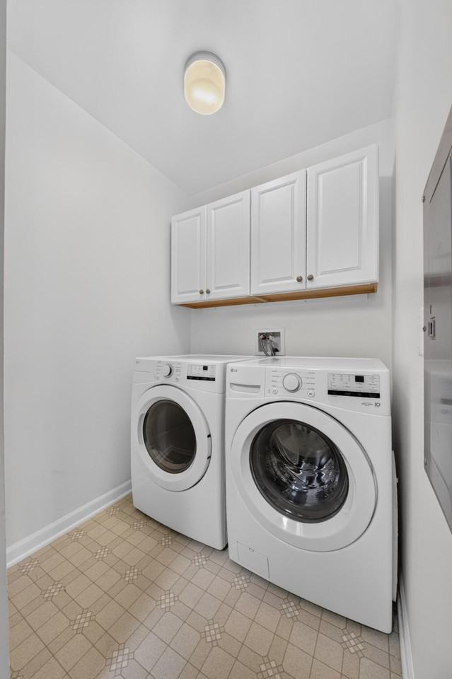 1105 Joyce Ln - Photo 6 of 46