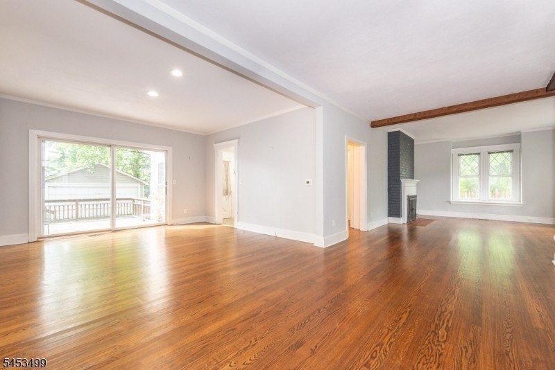 19 Pease Ave #1 - Photo 4 of 24