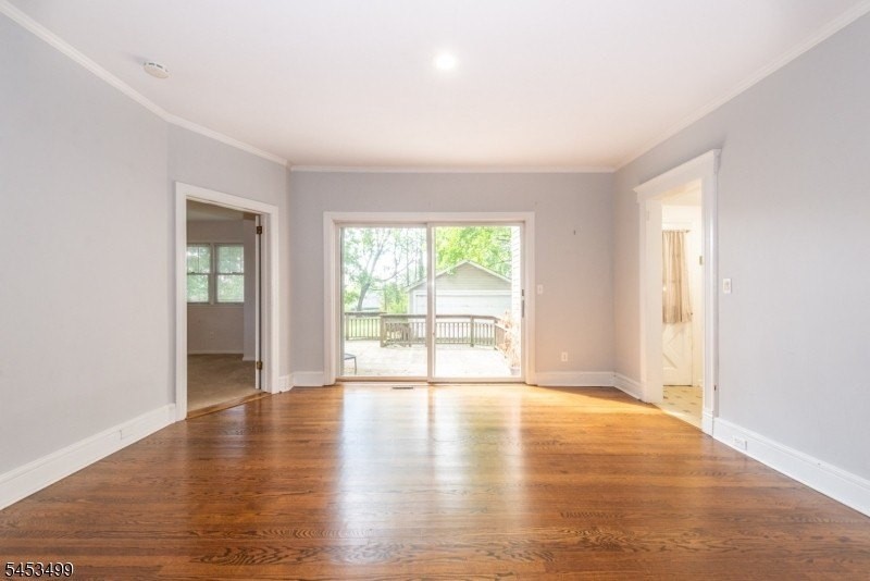 19 Pease Ave #1 - Photo 5 of 24