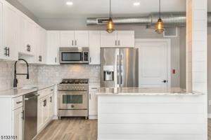 featured image of 31 Berkshire Valley Rd