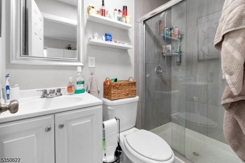 26 Grand St #2 - Photo 2 of 12