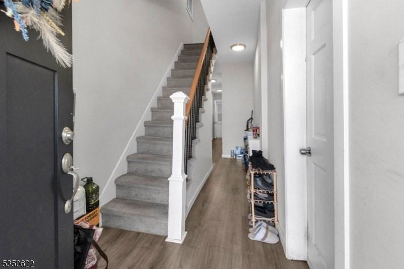 26 Grand St #2 - Photo 3 of 12