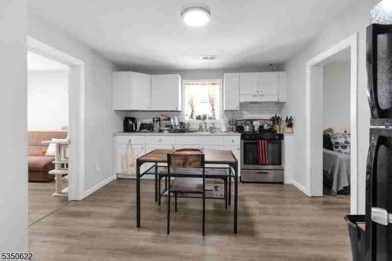 26 Grand St #2 - Photo 6 of 12