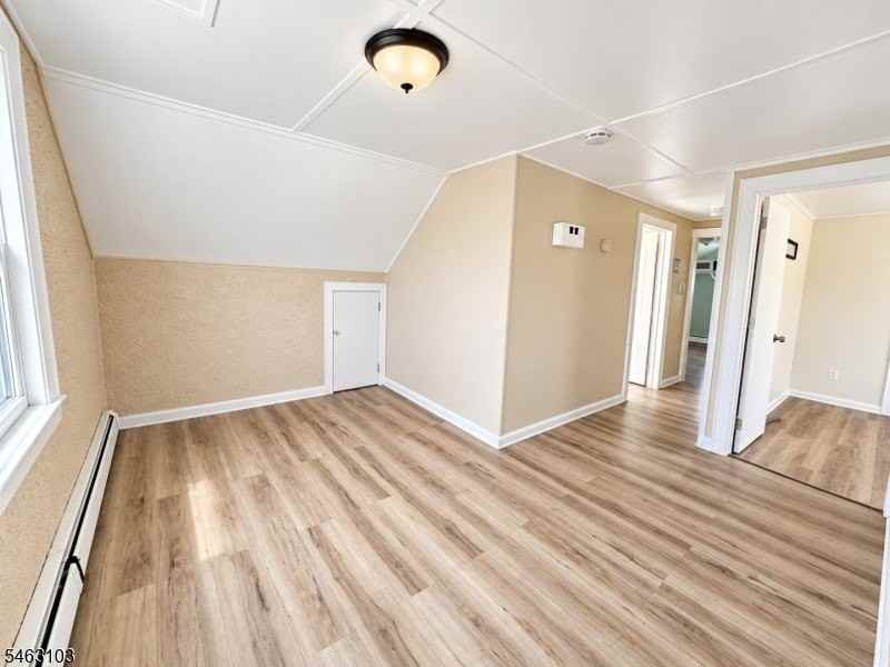 303 Pearl St - Photo 2 of 7