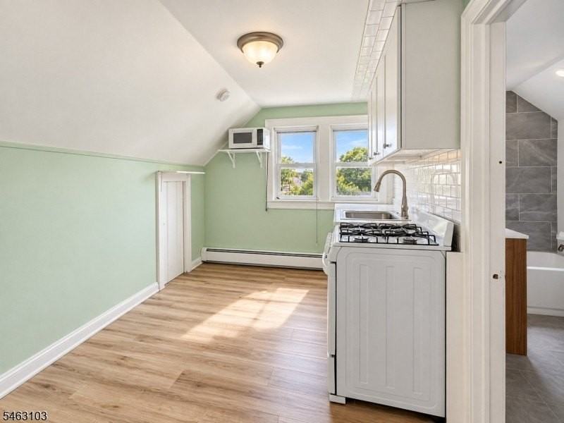 303 Pearl St - Photo 4 of 7