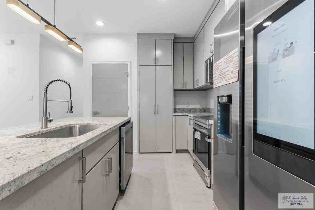 232 Kind Ct - Photo 3 of 17