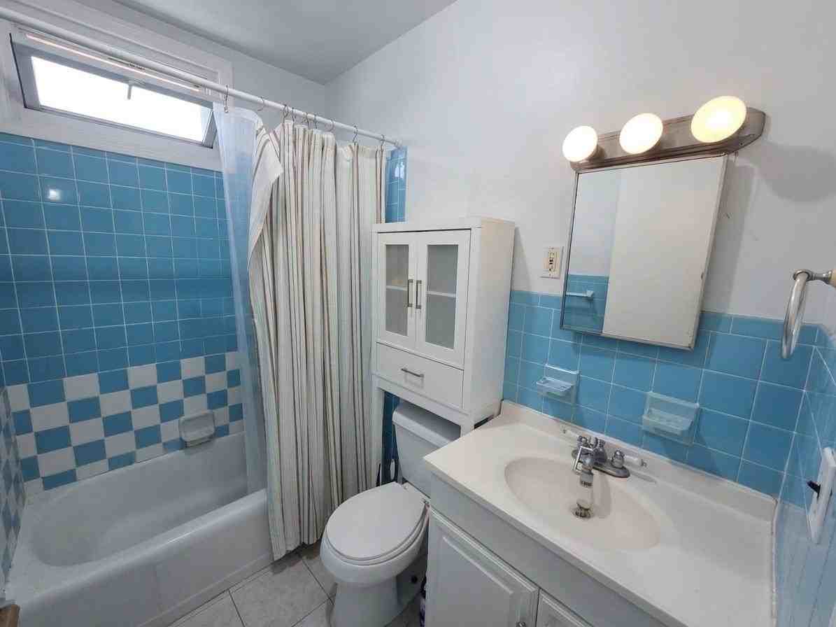 505 Hoboken Rd #B - Photo 5 of 9
