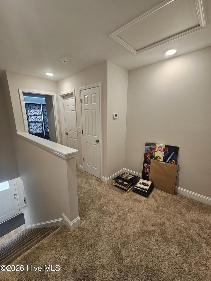 130 Loren Rd - Photo 6 of 13