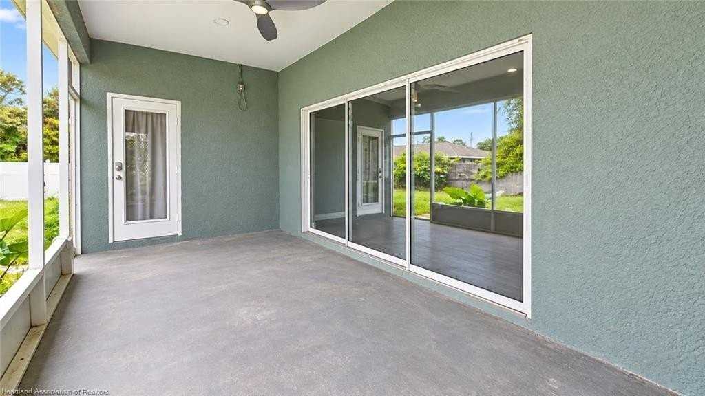 261 Raven Ave - Photo 2 of 21