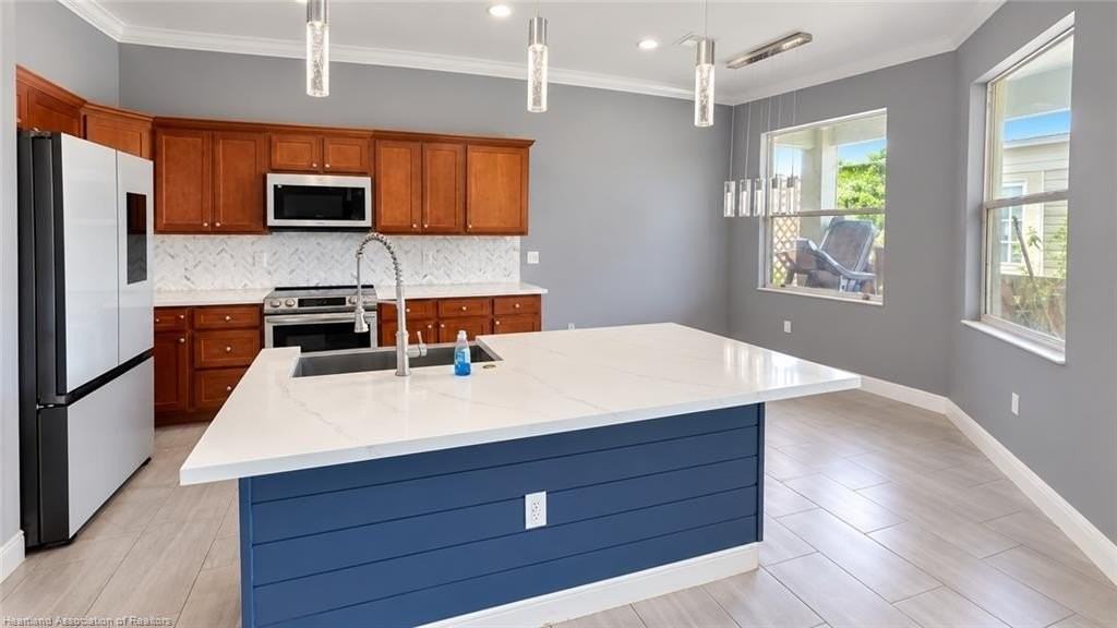 261 Raven Ave - Photo 6 of 21