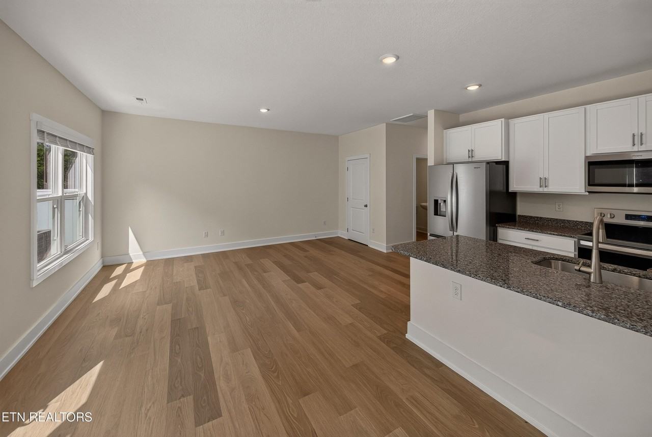 159 Business Park Ln - Photo 6 of 19