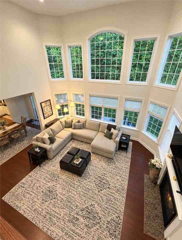 6493 Fox Glove Ln - Photo 5 of 48