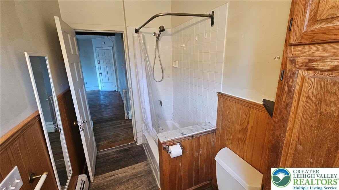 330 Wyandotte St #4 - Photo 5 of 11