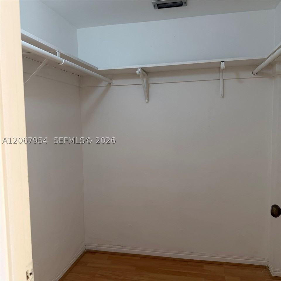 2930 Point East Dr #E312 - Photo 6 of 21