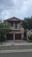 featured image of 10433 Nw 70th Ln