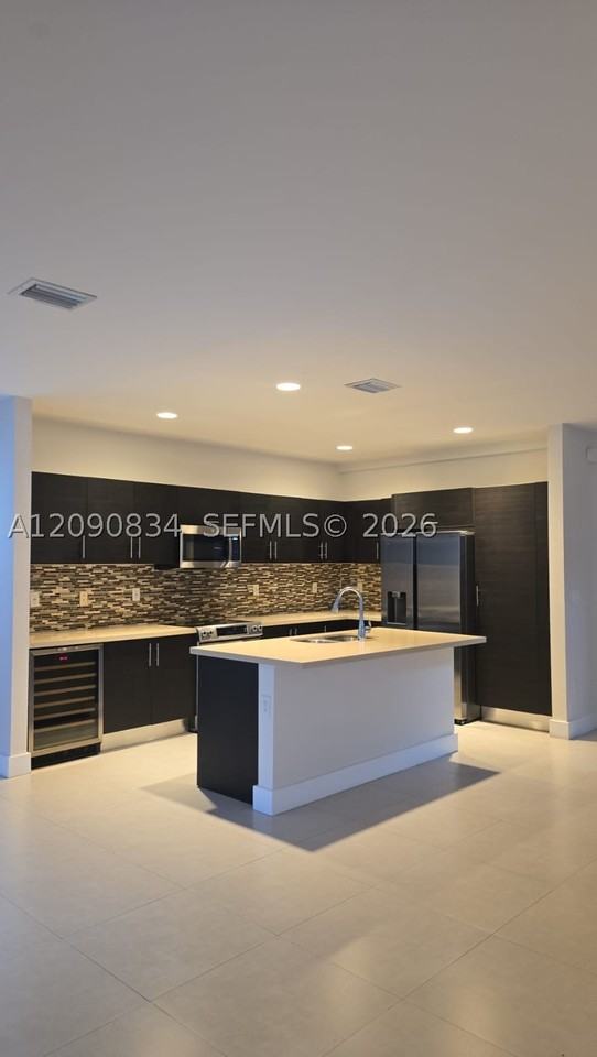 10433 Nw 70th Ln - Photo 6 of 27