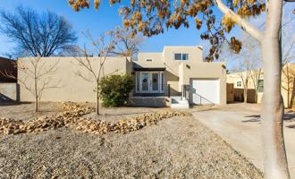featured image of 817 Lafayette Dr Ne #1