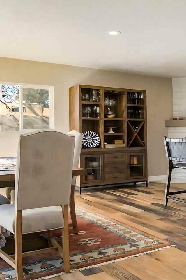 817 Lafayette Dr Ne #1 - Photo 7 of 28