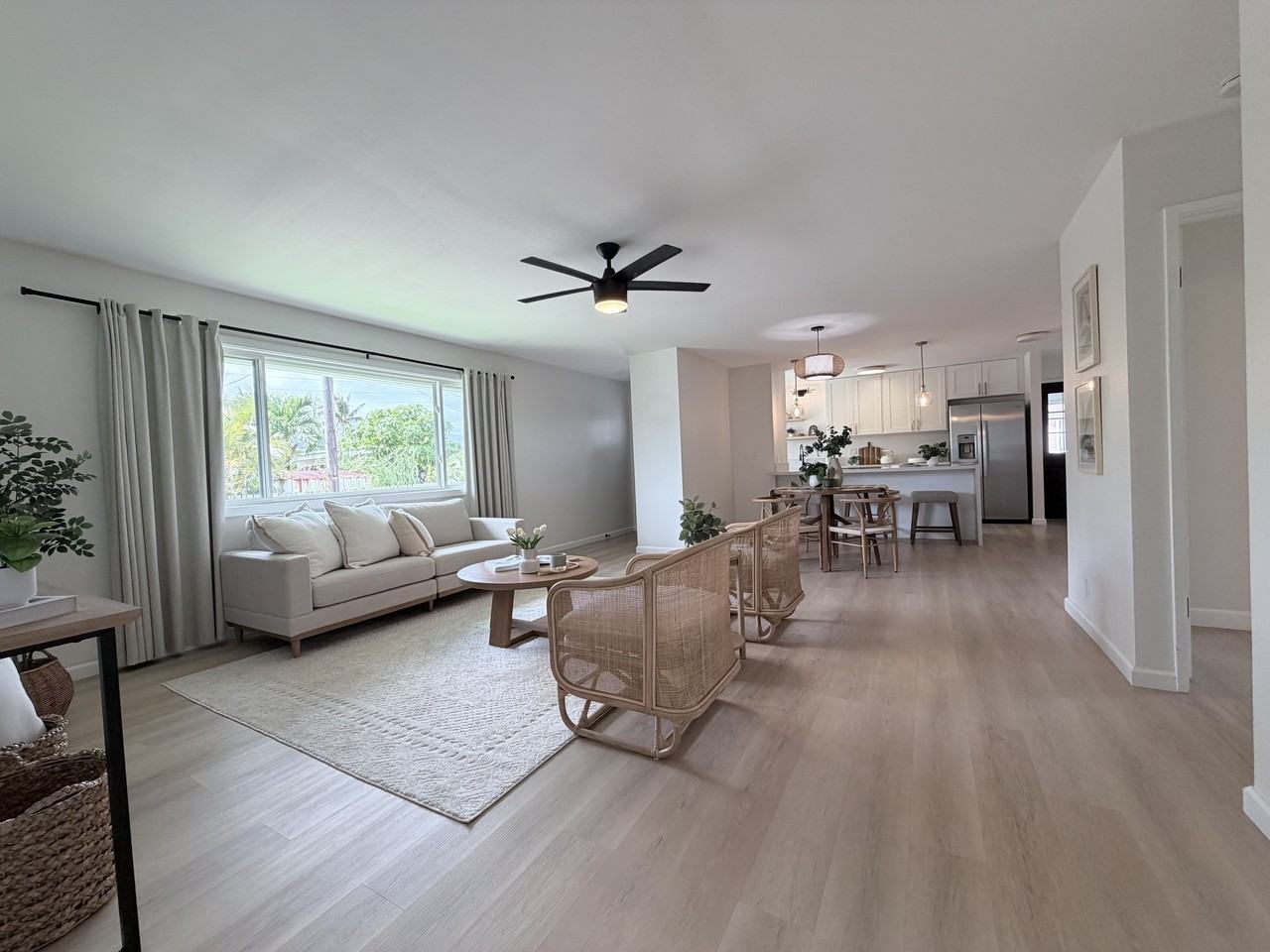 447A Manono St #1 - Photo 4 of 15