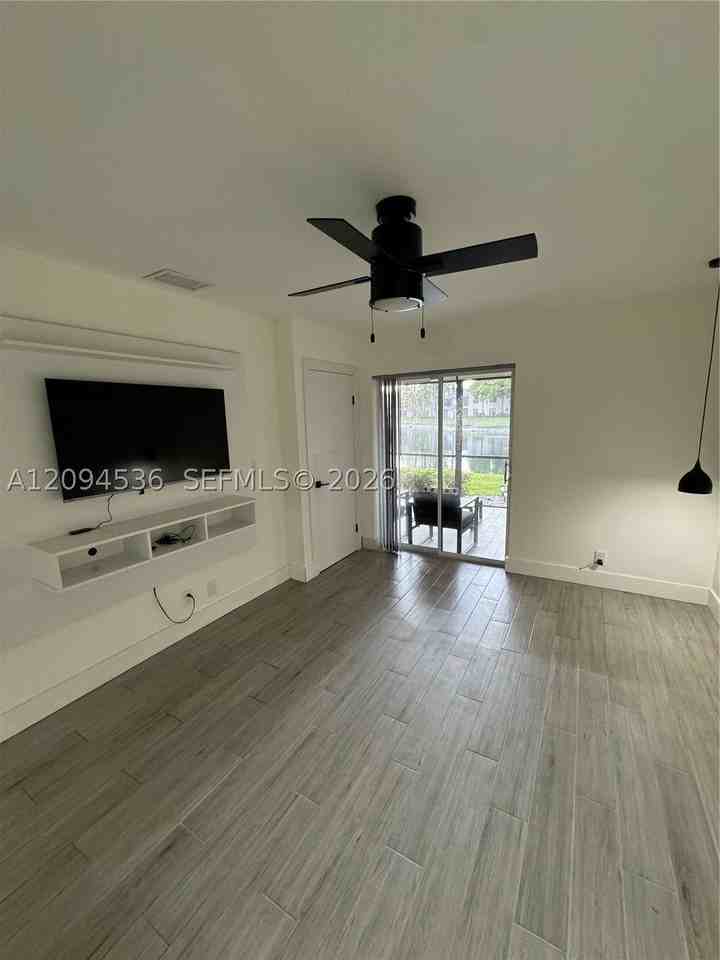 3418 Nw 47th Ave #3144 - Photo 4 of 22