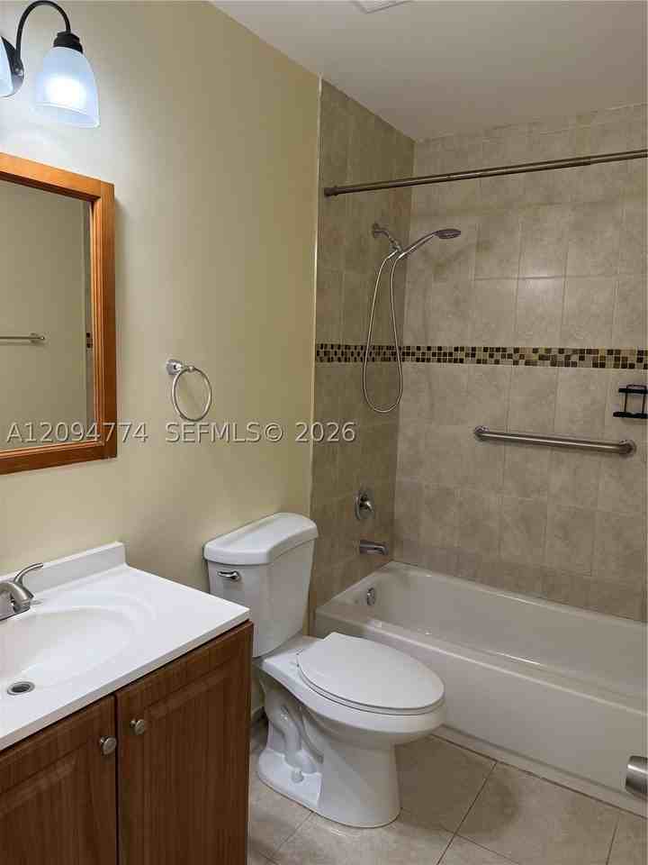 7235 Sw 131st Ave #7235 - Photo 5 of 10