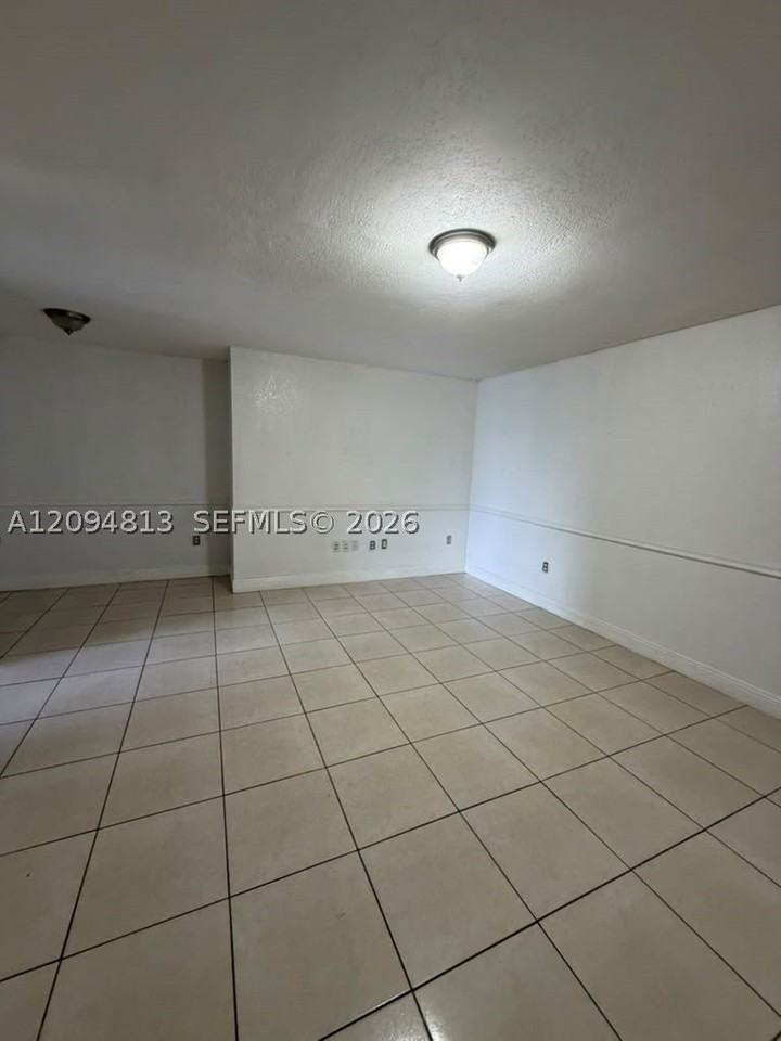 4050 Nw 135th St #16-1 - Photo 6 of 9