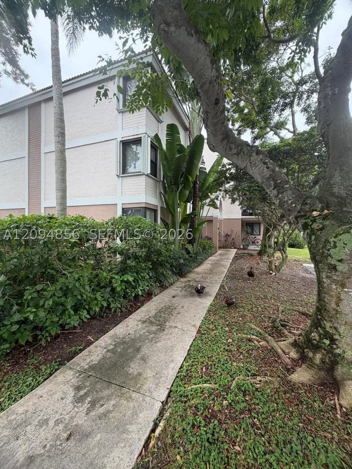 10125 W Sunrise Blvd #303 - Photo 3 of 25