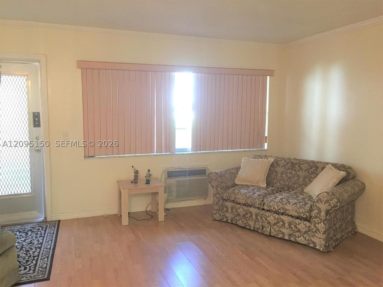 107 Canterbury E #107 - Photo 4 of 26